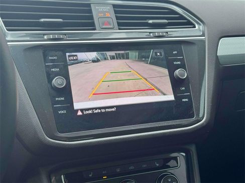 Used 2024 Volkswagen Tiguan S image 16