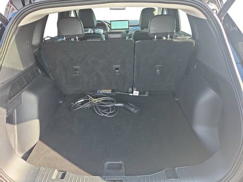 Used 2025 Ford Escape SE FWD image 43