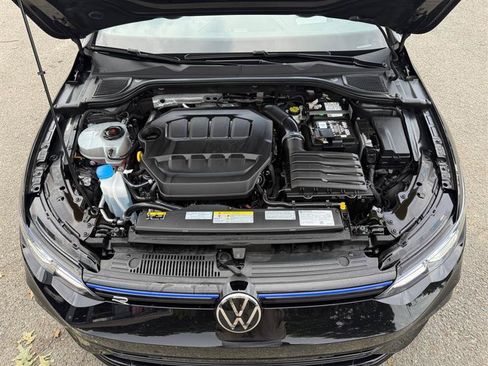 Used 2022 Volkswagen Golf R AWD/4WD image 20