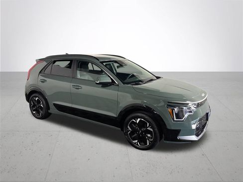 Used 2024 Kia Niro Wind FWD image 4