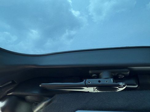 Used 1999 Chevrolet Corvette 2LT w/ Performance Handling Pkg image 38