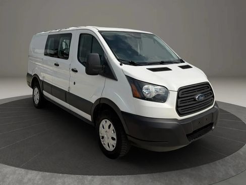 Used 2017 Ford Transit 250 130 Low Roof RWD image 1