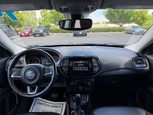 Used 2019 Jeep Compass Latitude AWD/4WD image 14