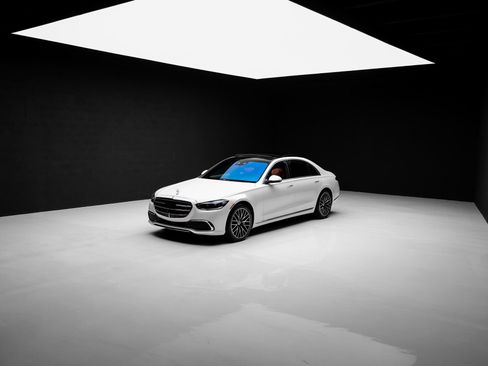 Used 2023 Mercedes-Benz S 580 4MATIC Sedan w/ 3D Technology Package image 81