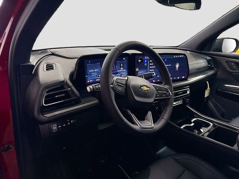 New 2026 Chevrolet Traverse LT w/ LPO, Floor Liner Package AWD/4WD image 10