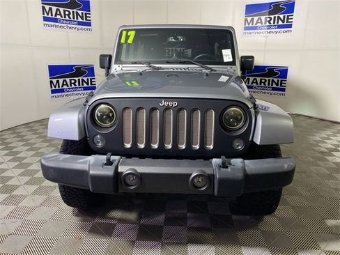 Used 2017 Jeep Wrangler Unlimited Sport image 12