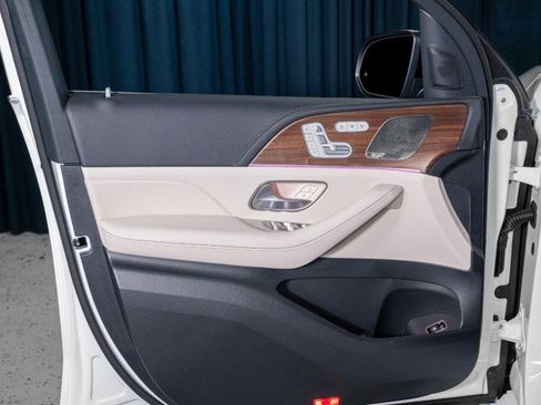 New 2026 Mercedes-Benz GLE 53 AMG 4MATIC image 12