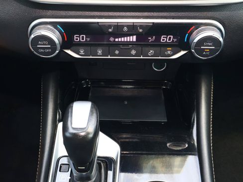 Used 2023 Nissan Altima 2.5 SL FWD image 23