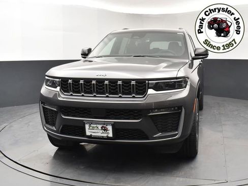 New 2026 Jeep Grand Cherokee L Limited image 2