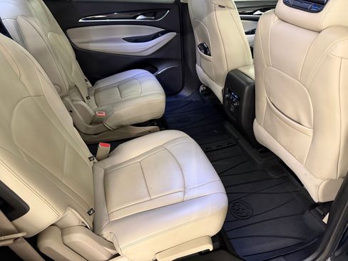 Used 2019 Buick Enclave Essence AWD/4WD image 39