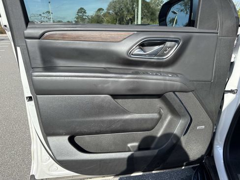 Used 2024 Chevrolet Suburban High Country w/ Max Trailering Package image 18