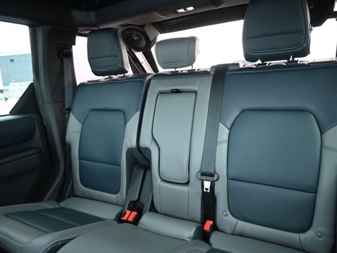 Used 2022 Ford Bronco Outer Banks w/ Sasquatch Package image 27