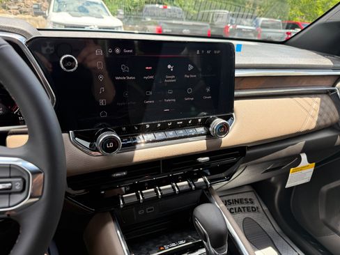 New 2026 GMC Canyon Denali AWD/4WD image 30