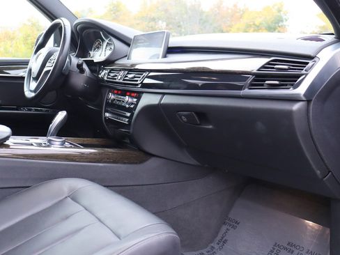 Used 2018 BMW X5 xDrive40e image 17