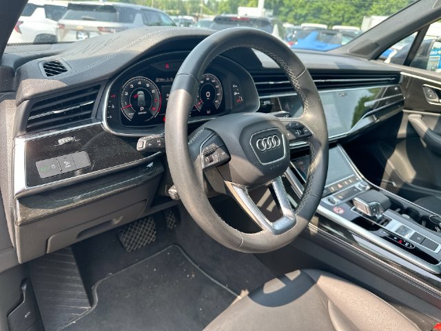 Used 2025 Audi Q7 3.0T Premium Plus AWD/4WD image 19