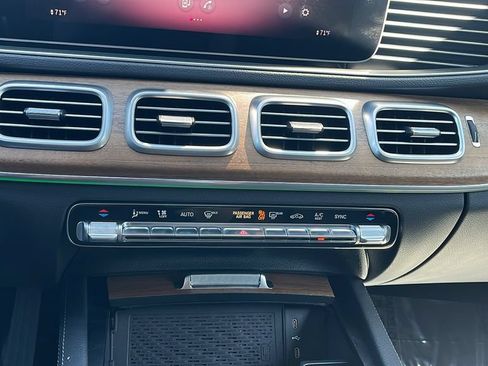 Used 2025 Mercedes-Benz GLE 450 4MATIC image 19