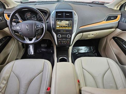 Used 2017 Lincoln MKC Select image 15