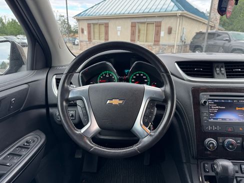 Used 2017 Chevrolet Traverse LT w/ True North Edition AWD/4WD image 13
