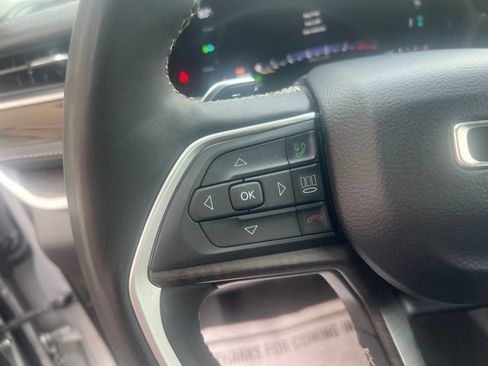 Used 2024 Jeep Grand Cherokee Limited 4xe AWD/4WD image 19
