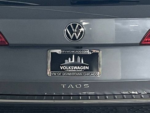 Used 2023 Volkswagen Taos SE AWD/4WD image 33