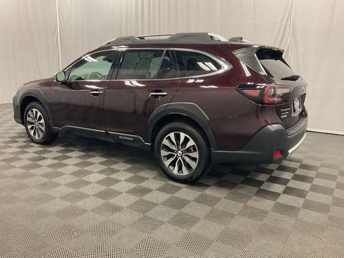 Used 2025 Subaru Outback Touring w/ Popular Package #2 AWD/4WD image 8