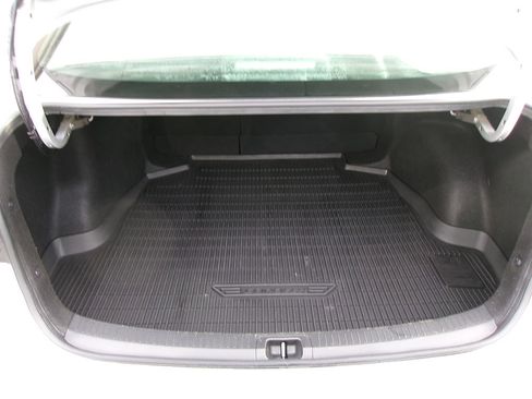 Used 2022 Toyota Corolla SE image 13