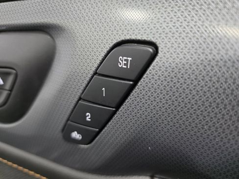 Used 2019 Chevrolet Traverse Premier w/ Redline Edition AWD/4WD image 19