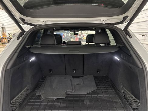 Used 2020 Audi SQ5 Premium Plus w/ Premium Plus Package image 34