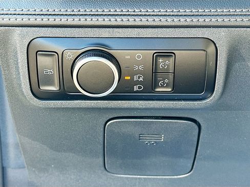 Used 2024 Ford Mustang Premium image 10