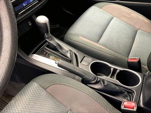 Used 2019 Toyota Corolla LE image 16