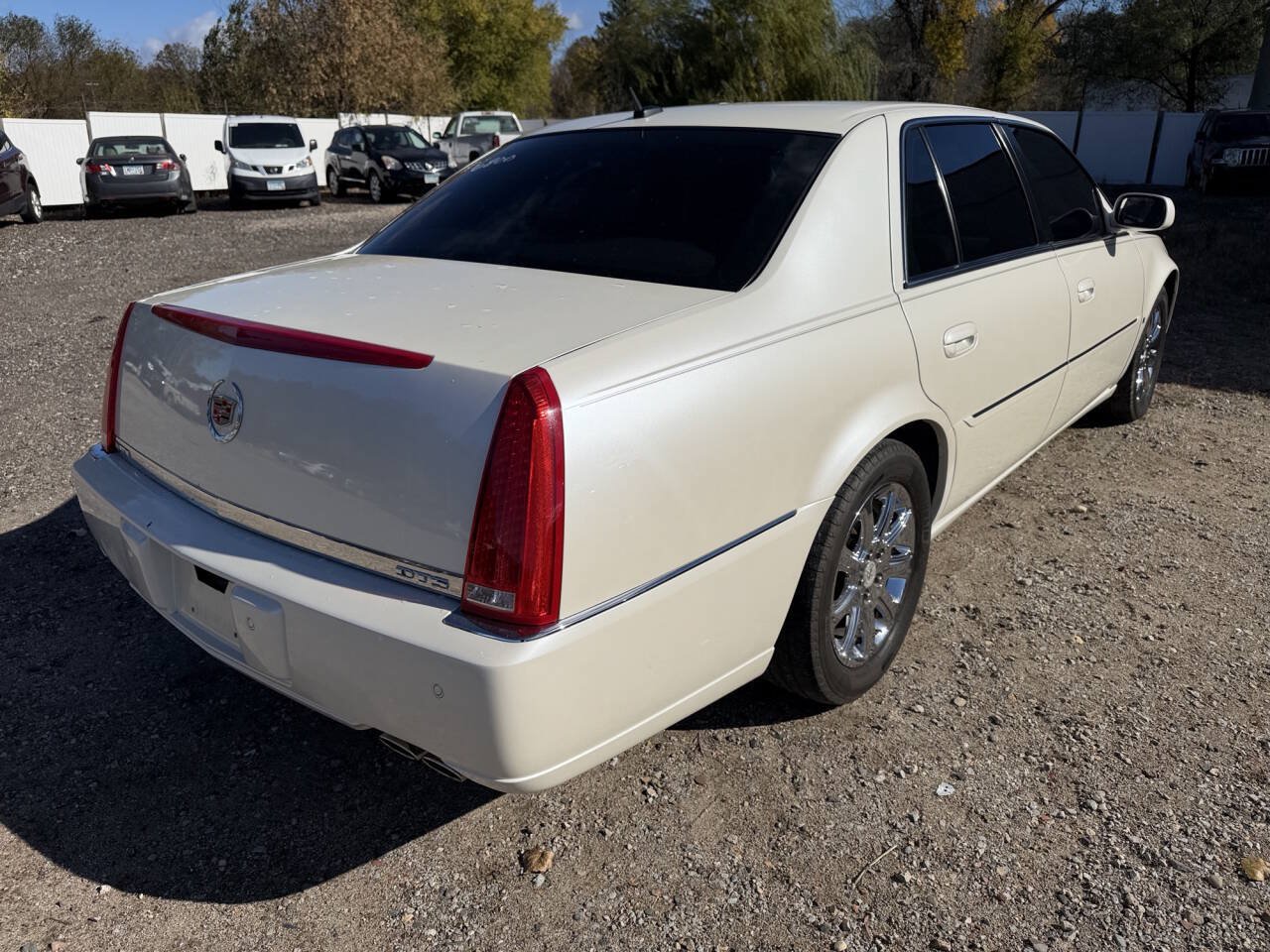 Used 2008 Cadillac DTS FWD image 5