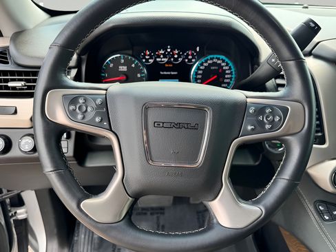 Used 2020 GMC Yukon Denali w/ Open Road Package AWD/4WD image 26