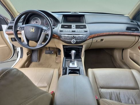 Used 2011 Honda Accord EX-L image 25