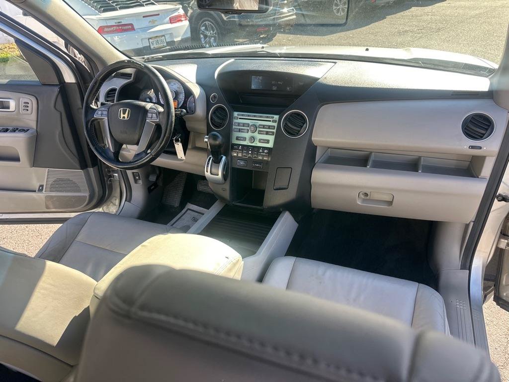 Used 2010 Honda Pilot EX-L image 31