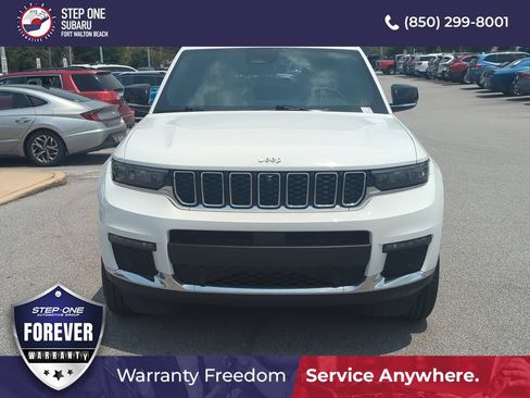 Used 2023 Jeep Grand Cherokee L Limited w/ Luxury Tech Group II AWD/4WD image 10