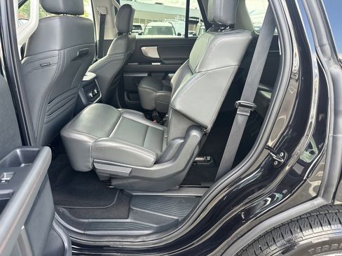 Certified 2025 Ford Expedition Active RWD image 23