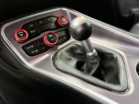 Used 2016 Dodge Challenger R/T Plus RWD image 15