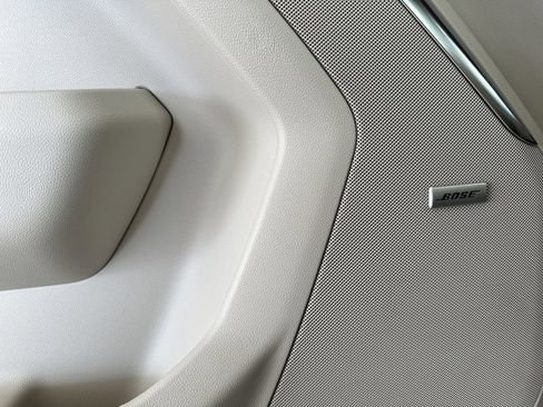 New 2026 GMC Yukon Denali w/ Denali Reserve Package image 12