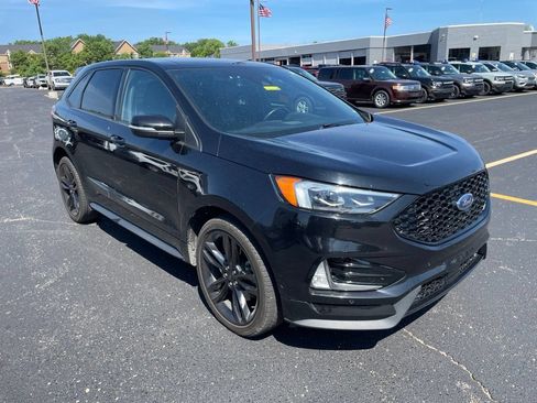 Used 2020 Ford Edge ST w/ Equipment Group 401A AWD/4WD image 3