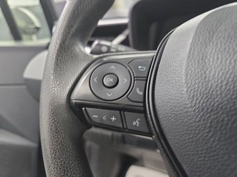 Used 2022 Toyota Corolla LE image 35