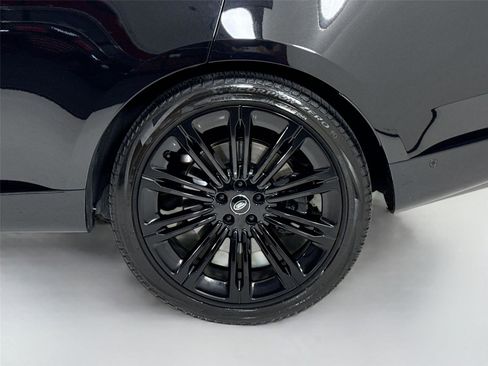 Used 2024 Land Rover Range Rover SE AWD/4WD image 36