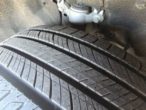 Used 2022 Ford Explorer XLT w/ Equipment Group 202A image 11