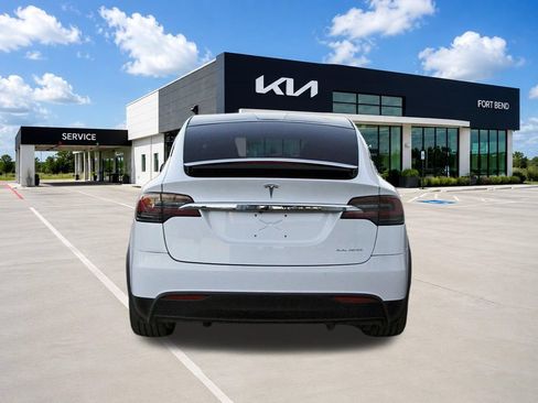 Used 2020 Tesla Model X Long Range AWD/4WD image 6