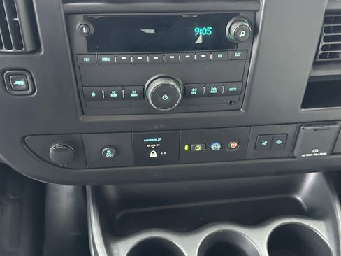 Used 2024 Chevrolet Express 2500 w/ Driver Convenience Package image 17