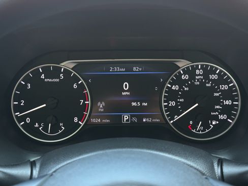Used 2025 Nissan Sentra SV FWD image 17