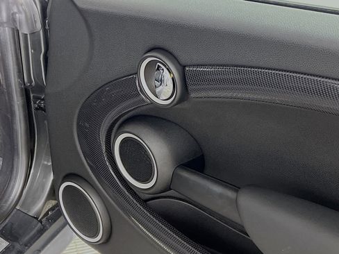 Used 2015 MINI Cooper S image 31