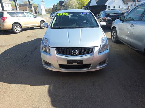 Used 2012 Nissan Sentra 2.0 SR FWD image 2
