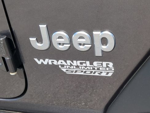 Used 2020 Jeep Wrangler Unlimited Sport S AWD/4WD image 10
