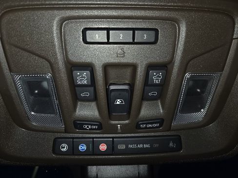 Used 2021 GMC Sierra 1500 SLT w/ SLT Premium Plus Package image 38