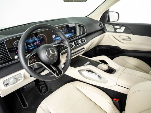 Used 2026 Mercedes-Benz GLE 450 4MATIC image 4